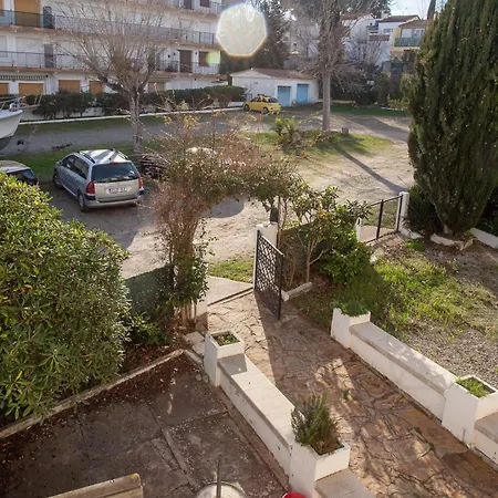 Estudio Rosimar Light * L'Escala